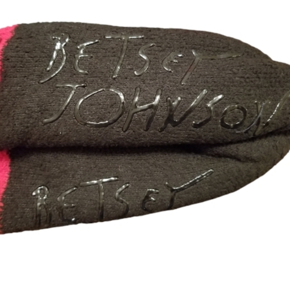 Betsey Johnson 2 Pairs of Cabin Socks - Picture 6 of 8